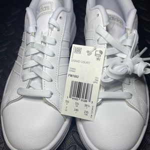 Adidas Grand Court shoes